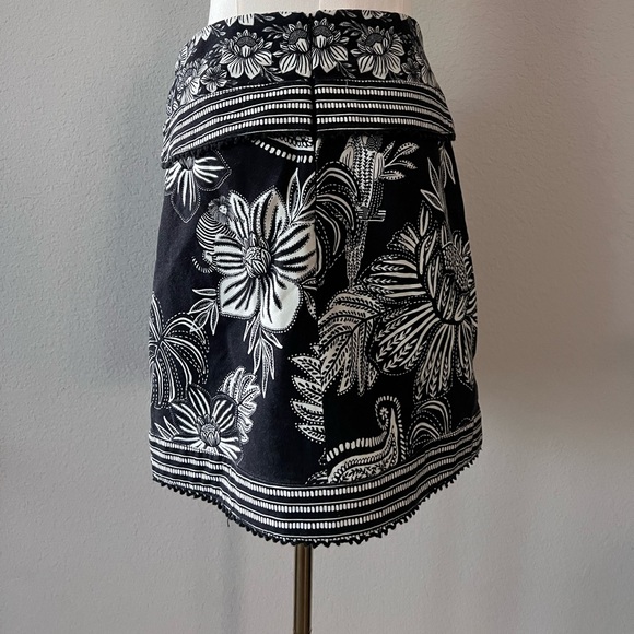 Farm Rio Paisley Bloom Wrap Skirt! - Picture 4 of 7